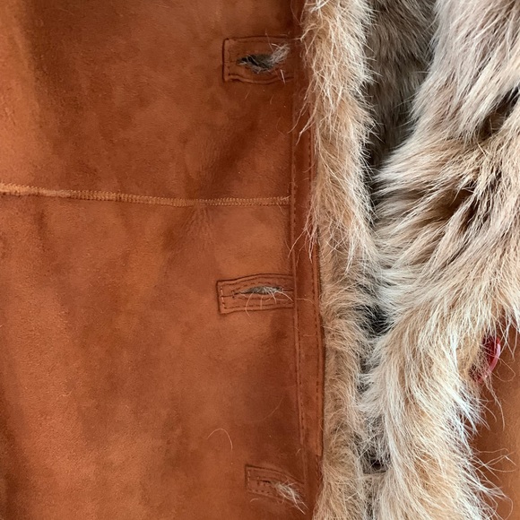 EUC Di Bello 100% shearling brown coat, size 40 - Picture 4 of 11